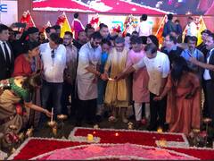 Muhurat Day Trading PHOTO: અભિનેતા અજય દેવગનના હાથે મુહૂર્ત ટ્રેડિંગ, જુઓ ખાસ તસવીરો