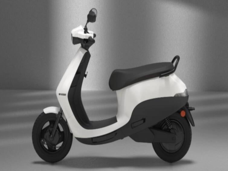 Ola S1 Air Electric Scooter With 100km Range in Eco Mode Launched in India, Move OS 3 Announced Ola S1 Air Electric Scooter : ரூ. 79,999 விலையில் அறிமுகமான ஓலாவின் புதிய ஸ்கூட்டர் ! இன்று முன்பதிவு தொடக்கம்!