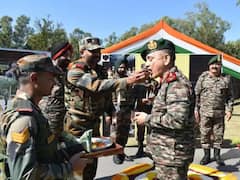 Diwali 2022: సైనిక శిబిరాల్లో ఆనంద దీపావళి చూశారా!