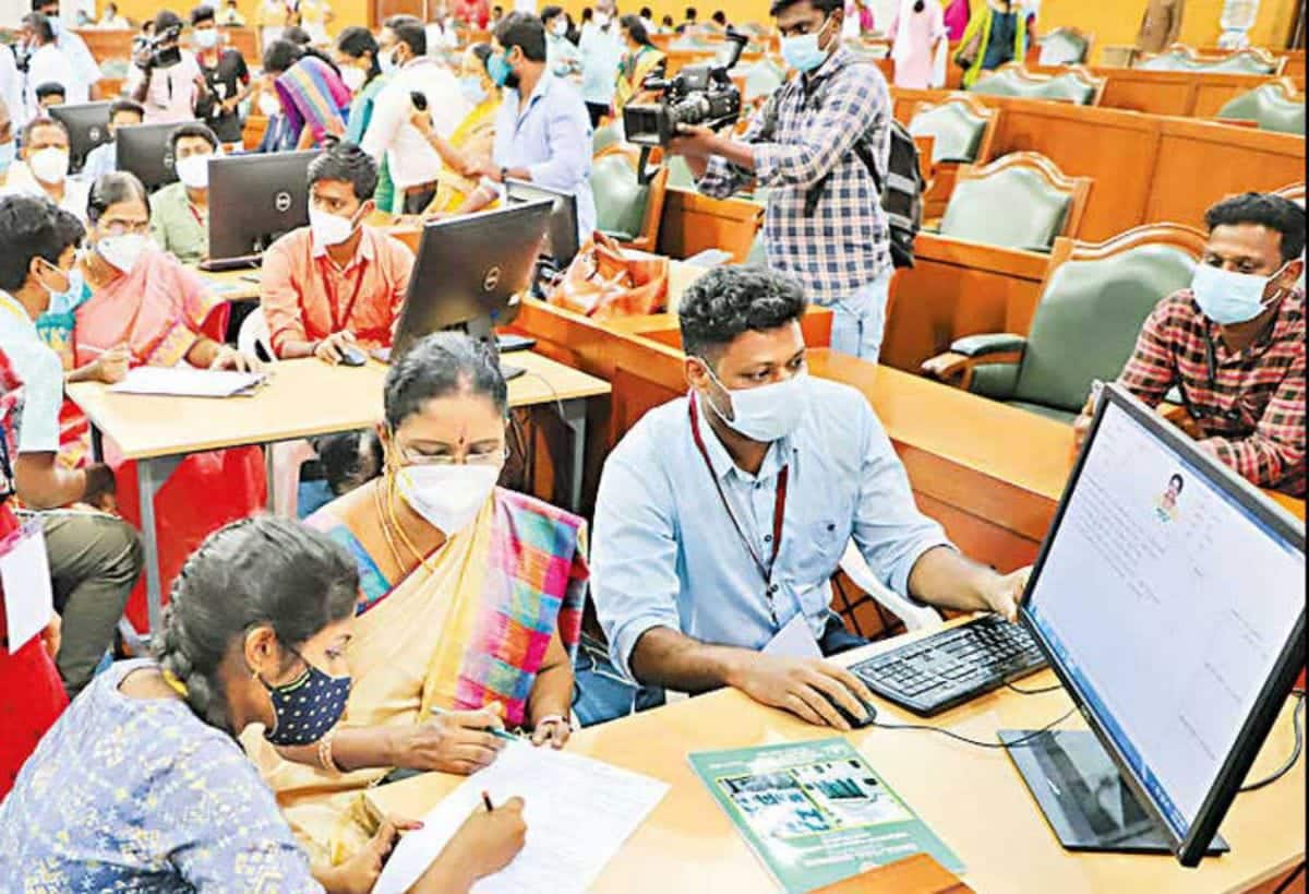 சிவகங்கையில் அரசு போட்டித் தேர்வுகளுக்கான இலவச பயிற்சி வகுப்பு: உடனே அப்ளை பண்ணுங்க !