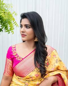 Aishwarya Rajesh: పట్టు చీరలో ఐశ్వర్య రాజేష్ - పండుగ కళంతా ఆమెలోనే!