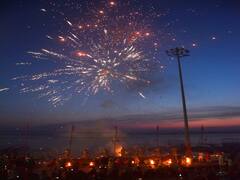 देश से विदेश तक रही दिवाली की धूम, दीयों से जगमगाए गांव-शहर, खूब हुई आतिशबाजी- देखें तस्वीरें