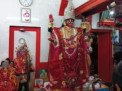 মামার বাড়ি এলে একচালার মন্দিরে মাকে গান শোনাতেন অ্যান্টনি কবিয়াল, আজ ফিরিঙ্গি কালীবাড়িতেও সমারহ