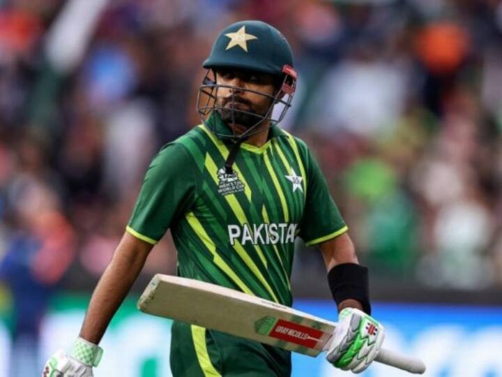 Mohammad Hafeez Targeted Pakistan Captain And Said That Babar Azams