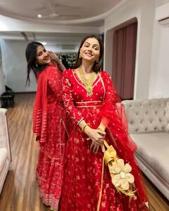 Rubina Dilaik Pics: ਦਿਵਾਲੀ 'ਤੇ ਆਪਣੇ ਪਤੀ ਨਾਲ ਰੋਮਾਂਟਿਕ ਪੋਜ਼ ਦਿੰਦੀ ਨਜ਼ਰ ਆਈ ਰੁਬੀਨਾ