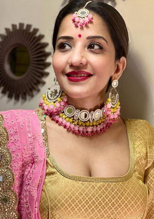 तिचे इन्स्टावरील हे हॉट फोटो प्रचंड मोठ्या प्रमाणात व्हायरल होत आहे.