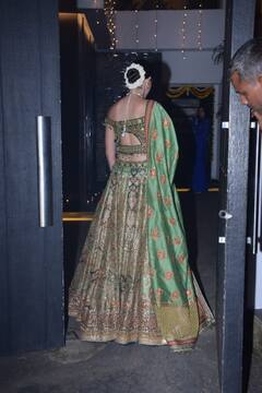 Diwali Party में ग्रीन लहंगे में प्रिंसेस लगीं Shanaya Kapoor, अनन्या और सुहाना कुछ यूं किया रिएक्ट