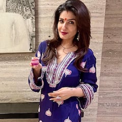 पति और बच्चों के साथ रवीना टंडन ने ऐसे मनाई दिवाली, तस्वीरों में दिखाई अपने आलीशान घर की झलक