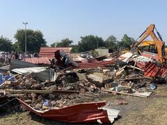 मध्य प्रदेश: सिगरेट बुझाने के विवाद में पेट्रोल पंप कर्मचारी की हत्या, आरोपी के ढाबे और मकान पर चला बुलडोजर