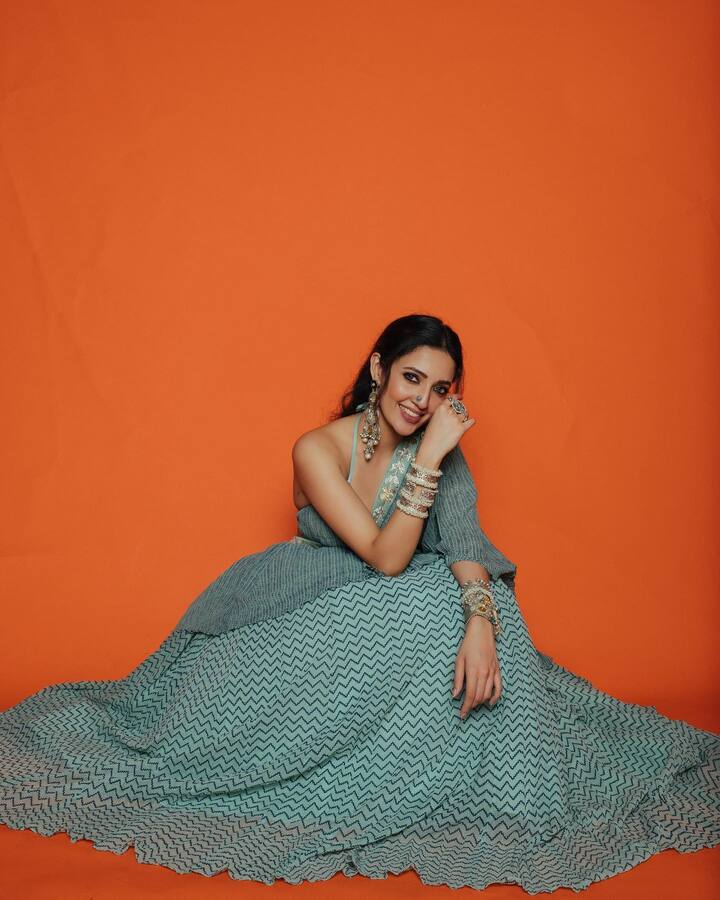 నేహా శెట్టి అందమైన ఫోటోలు -Image Credit: Neha Shetty/Instagram
