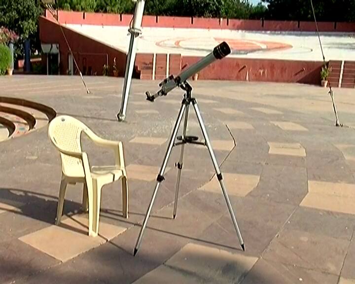 ભારતમાં ગ્રહણના કારણે તેનો સુતક કાળ માન્ય રહેશે. ગ્રહણનો સુતક કાળ ચાલુ રહે છે.