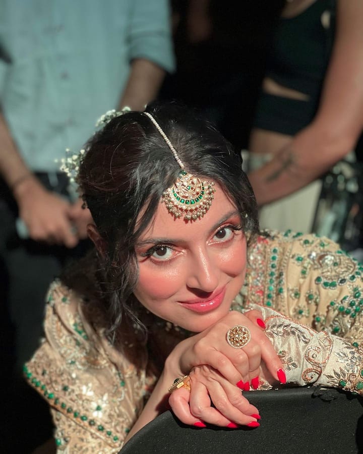 दिव्या खोसला ने बॉलीवुड की चुनिंदा फिल्मों में काम किया है. अभिनय के साथ-साथ वो निर्देशन और प्रोडक्शन के क्षेत्र में भी अपने हाथ आजमा चुकी हैं.