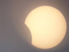 Solar Eclipse 2022: ২৭ বছর পর দীপাবলির পরের দিন সূর্যগ্রহণ, বিরল মহাজাগতিক মুহূর্তের সাক্ষী কলকাতাবাসীও