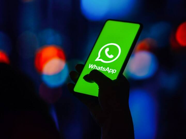 Explained WhatsApp server was down for one and a half hours in India, crores of users were upset abpp Explained: 120 मिनट रहा व्हाट्सएप का ग्रहण काल, 8 अरब मैसेज न जा सके, न आ सके