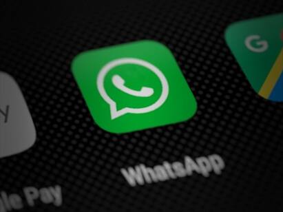 whatsapp update 5 exciting features arriving on your app Whatsapp Update : புதிய எமோஜி, ஈஸியான தேடல்.. அடுத்தடுத்து வாட்ஸ்-அப்பில் வர உள்ள 5 அப்டேட்கள்..