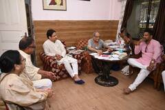 দীপাবলিতে বৈঠক-জল্পনা, CPM নেতা অশোক ভট্টাচার্যর বাড়িতে BJP-র রাজু বিস্ত ও শঙ্কর ঘোষ