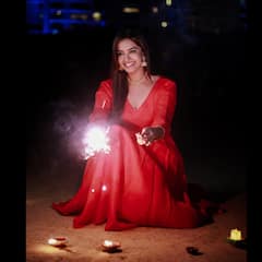 Poojitha Ponnada: దివ్వెల కాంతుల్లో పూజిత పొన్నాడ