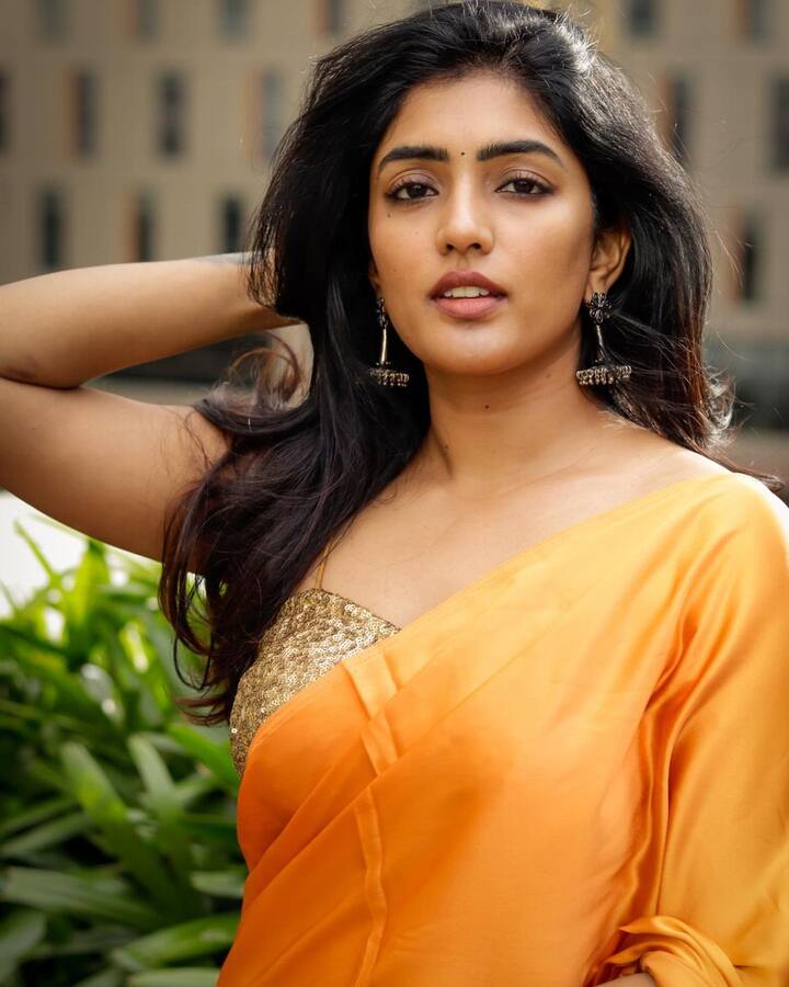 ఈషా అందమైన ఫోటోలు. Image credit: Eesha Rebba/Instagram