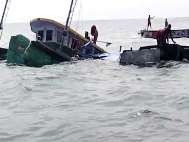 Nellai: A boat accident in the middle of the sea at Idinthakarai 11 fishermen who were stranded in the sea were rescued safely நெல்லை: இடிந்தகரையில் நடுக்கடலில் படகு விபத்து; கடலில் தத்தளித்த 11 மீனவர்கள் பத்திரமாக மீட்பு