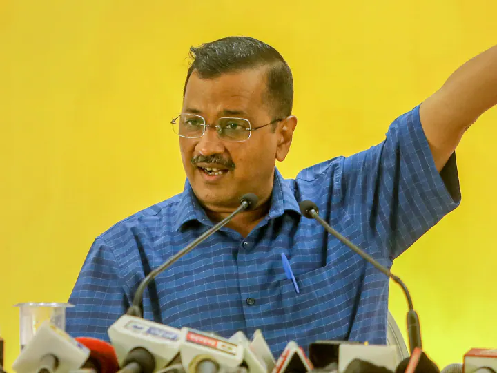 AAP विधायक नरेश बालियान बोले- 'अगर लक्ष्मी-गणेश से दिक्कत है तो पाकिस्तान चले जाएं'