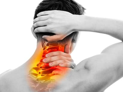 Cervicogenic headaches symptoms causes treatment here details Headache : தொடர்ச்சியான தலைவலி, கழுத்து வலியா? இதுவும் காரணமாக இருக்கலாம்.. உஷார் மக்களே..