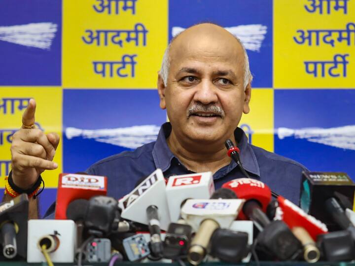 Delhi Ki Yogshala Deputy CM Manish Sisodia sought clarification from office over close Delhi Yogashala 'दिल्ली की योगशाला' बंद करने की हो रही कोशिश? डिप्टी CM मनीष सिसोदिया ने मांगी अधिकारी से सफाई
