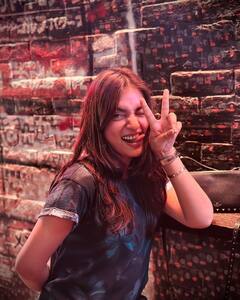 Nazriya: எக்ஸ்ப்ரெஷன் குயின் நஸ்ரியாவின் க்யூட் போட்டோஸ்!