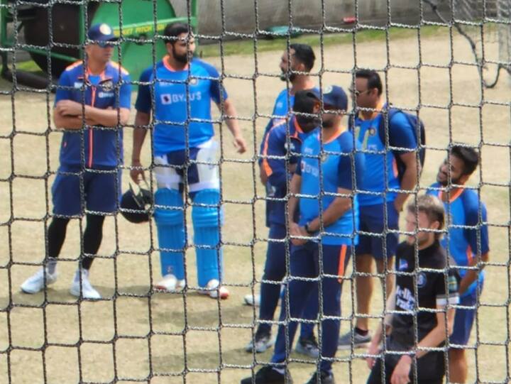 Team India Not Offered Good Food In Sydney, Just Given Sandwiches: Report Team India Not Offered Good Food In Sydney, Just Given Sandwiches: Report