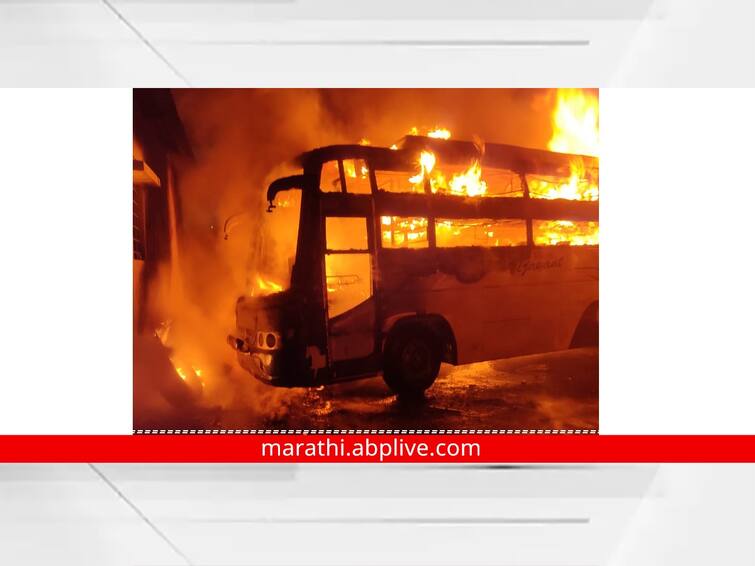 Fire broke out at 15 places in three days in Nagpur Nagpur Fire : गॅरेजमध्ये उभ्या ट्रॅव्हल्सला आग; नागपुरात तीन दिवसांत 15 आगीच्या घटना