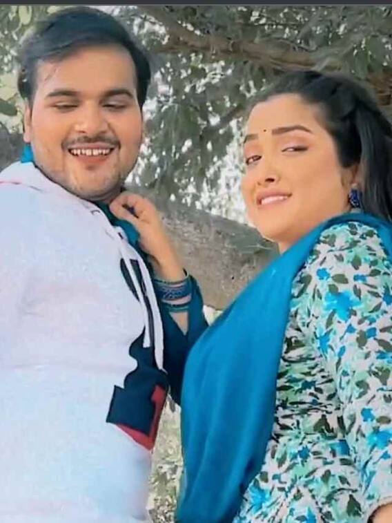 आम्रपाली ने लचकाई अरविंद के साथ कमरिया