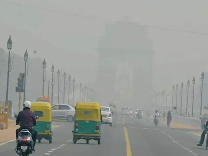 Delhi Weather Cold after Diwali Minimum temperature reached 14 degree Celsius ann Delhi Weather News: दिवाली के बाद दिल्ली में ठंड दे रही दस्तक, न्यूनतम तापमान पहुंचा 14 डिग्री सेल्सियस