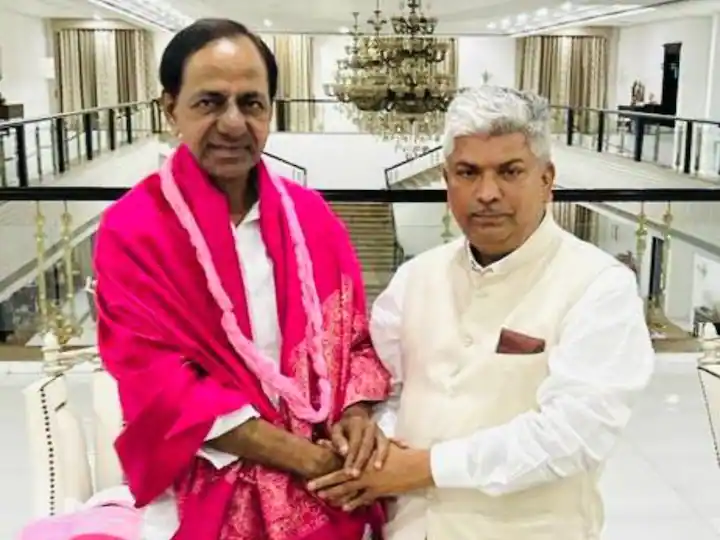 Telangana: Former MP Anand Bhaskar Quits BJP, Likely To Join TRS Telangana: Former MP Anand Bhaskar Quits BJP, Likely To Join TRS