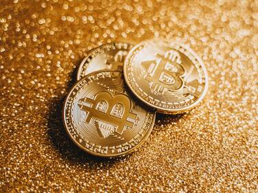 Cryptocurrency Price Today: Popular Coins Like Bitcoin, Ethereum, Dogecoin Report Gains As Litecoin Witnesses Loss