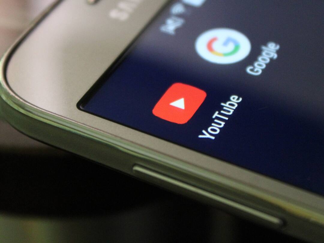 Youtube New Design YouTube Getting New Facelift Pinch To Zoom, Ambient Mode More Coming Youtube New Design: యూట్యూబ్‌కు సరికొత్త హంగులు, ఈ ఫీచర్స్ మీరు ఊహించి ఉండరు!