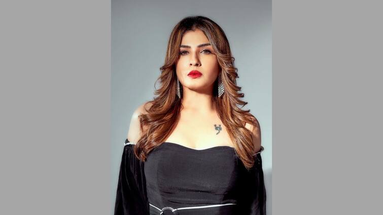 Happy Birthday Raveena Tandon: take a look at some of the most interesting and lesser-known facts about her, know in details Raveena Tandon Birthday: কীভাবে প্রথম ছবির কাজ পান রবিনা?