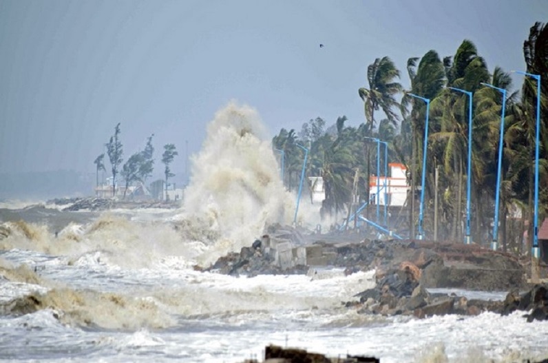 Cyclone Sitrang Updates Rain Cyclone Sitrang Kills 35 In Bangladesh ...