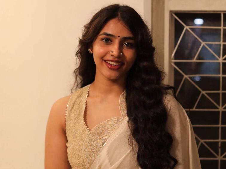 kantara-movie-heroine-sapthami-gowda-saree-pics-kantara-sapthami