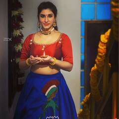 Vishnupriya Bhimeneni: దీపావళి కళంతా విష్ణుప్రియ డ్రెస్సులోనే ఉంది