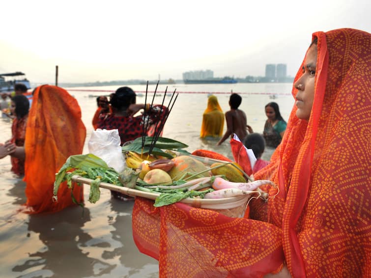 Chhath Puja 2022: Chhath Puja Surya Arag Time In The Morning And In Evening Chhath Puja 2022: Chhath Puja Surya Arag Time In The Morning And In Evening