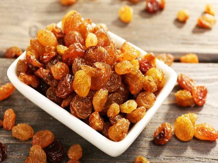 Raisins can reduce cancer risk, check 5 other benefits Raisins : உலர் திராட்சை தினமும் சாப்பிடுவதால், இத்தனை பயன்களா? இந்த அபாயமும் குறையுமா?