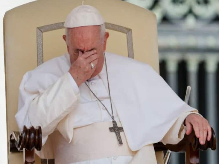 Pope said 18 plus films Weakens Priestly Heart asks priests to Delete From Phones Pope : ஆபாச படங்களை பார்க்கும் பாதிரியார்கள்..போன்களில் இருந்து டெலிட் செய்யுங்க...போப் ஆண்டவர் வேண்டுகோள்..!