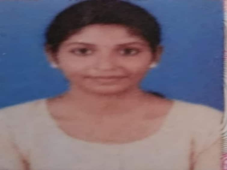 Nellai: husband snatched  cell phone threw it away wife committed suicide in rage Crime: செல்போனை பிடுங்கி வீசிய கணவன்.. ஆத்திரத்தில் காதல் மனைவி  எடுத்த முடிவு