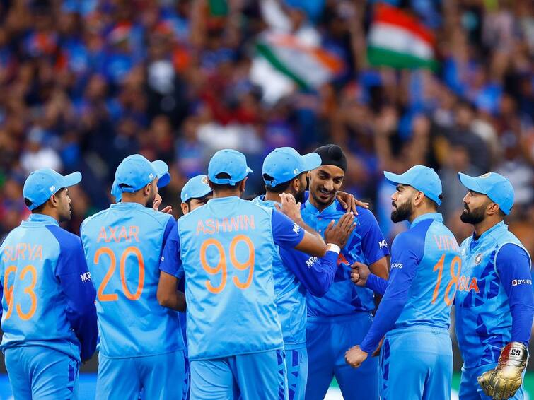 If India vs Netherlands match abandoned due to rain how india will reach t20 world cup 2022 semifinal know detailsa IND vs NED : पावसामुळं भारत-नेदरलँड सामना रद्द झाल्यास भारताच सेमीफायनलमध्ये पोहोचणं अवघड? वाचा संपूर्ण गणित