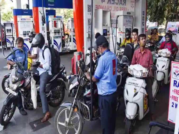 petrol and diesel price chennai on 27th october 2022 Petrol, Diesel Price : தொடர்ந்து மாறும் வானிலை.. இன்றாவது மாறியதா பெட்ரோல் விலை..? இன்றைய விலை நிலவரம்!