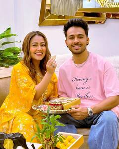 नेहा कक्कड़ ने धूमधाम से मनाया भाई टोनी और बहन सोनू के साथ भाई दूज, सामने आईं ये क्यूट तस्वीरें