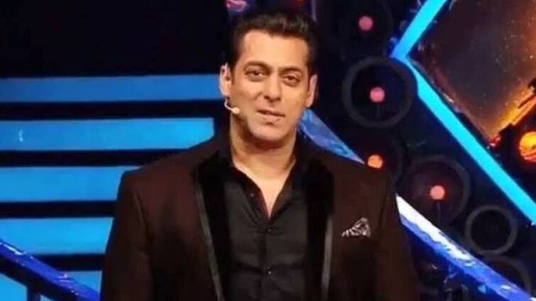 Salman Khan shares shirtless pic with Bhai Dooj wish, fans call him 'bhai of the entire nation', know in details Salman Khan: ভাইফোঁটায় শার্টলেস ছবি পোস্ট সলমন খানের, নজর সরছে না অনুরাগীদের
