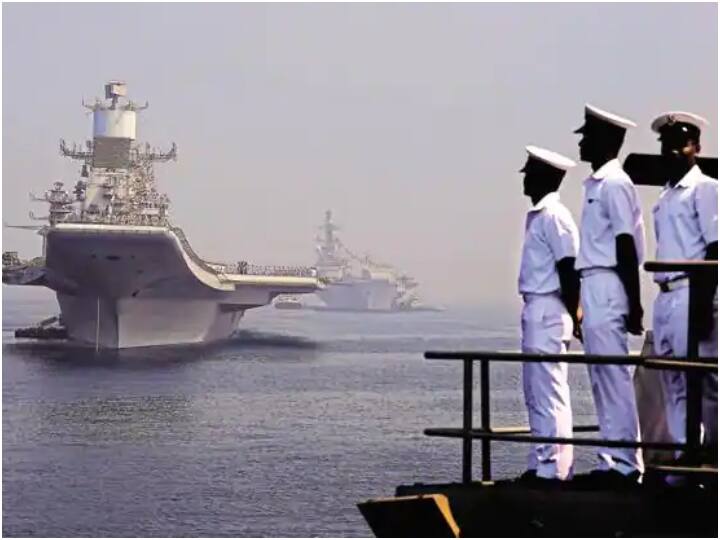 Eight former Indian Navy officers in custody in Doha Qatar Qatar: दोहा में भारतीय नौसेना के 8 पूर्व अधिकारी हिरासत में, एक को राष्ट्रपति से मिल चुका है अवॉर्ड