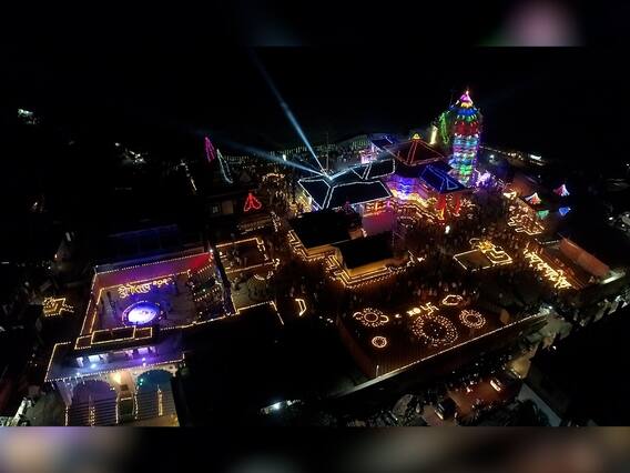 सिंधुदुर्गच्या कुणकेश्वर मंदिरातील दीपोत्सव