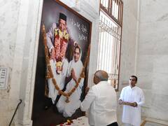 Gujarati New Year 2022: सीएम भूपेंद्र पटेल ने त्रिमंदिर में टेका माथा, गुजराती नव वर्ष की दी शुभकामनाएं, देखें तस्वीरें