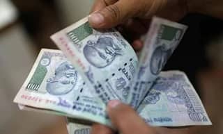 FD Rate Hike: આ બે સરકારી બેંકોએ તેમના ફિક્સ ડિપોઝિટ દરમાં કર્યો વધારો, જાણો લેટેસ્ટ વ્યાજ દર